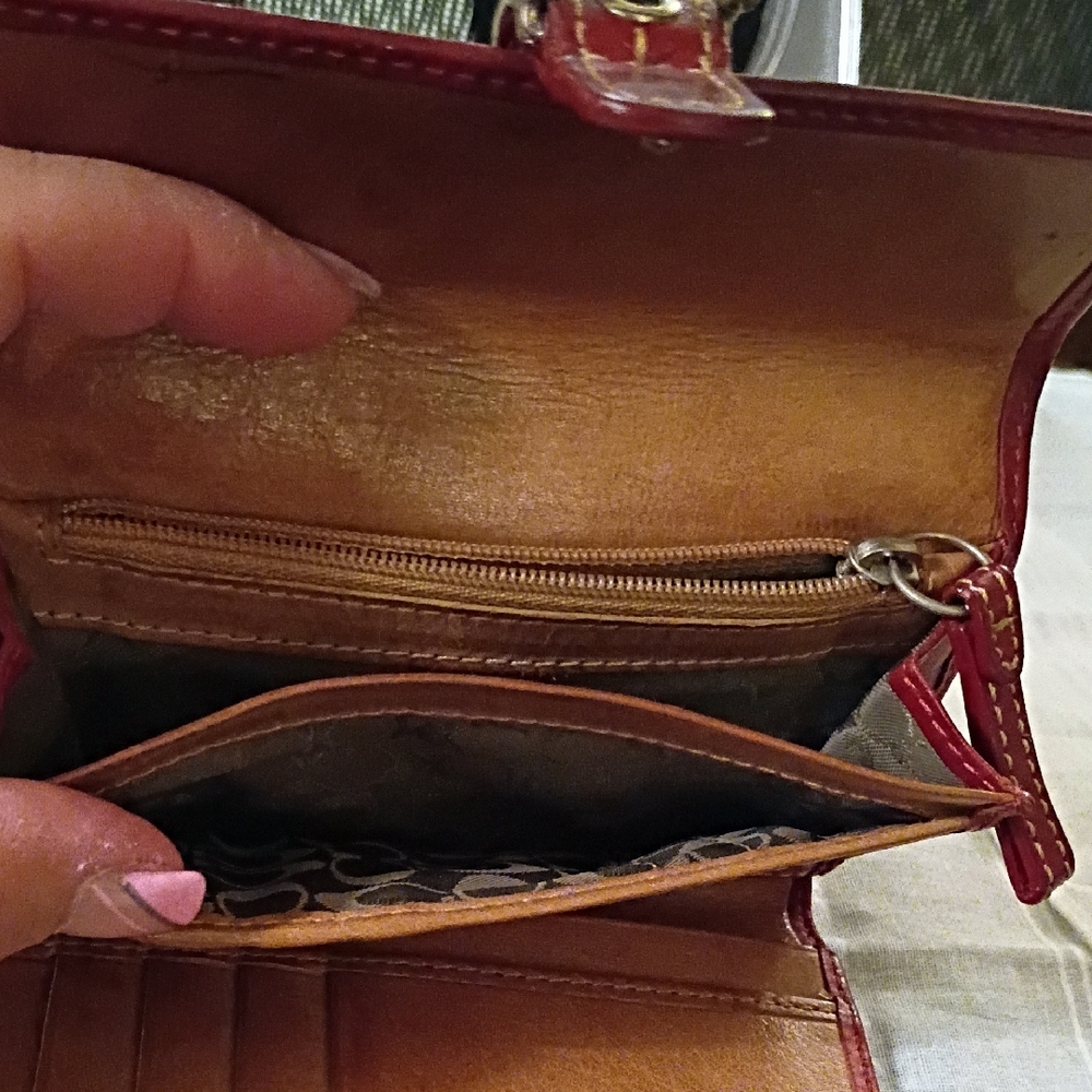 Vintage Coach Wallet - Picture 11 of 11
